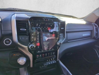 2020 RAM 1500 Laramie 4x2 Crew Cab 5'7" Box