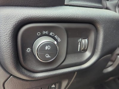 2021 RAM 1500 Big Horn 4x4 Crew Cab 5'7" Box