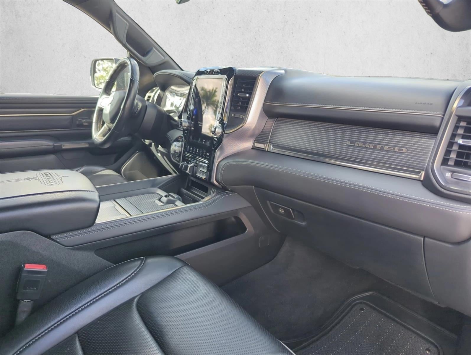 2021 RAM 1500 Limited 4x4 Crew Cab 5'7" Box