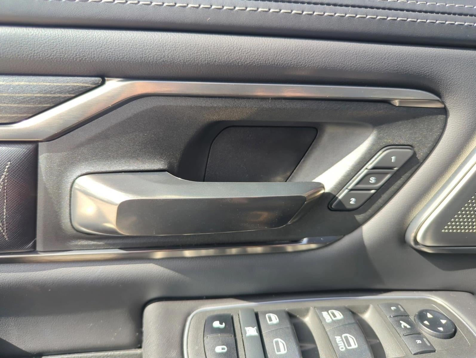 2021 RAM 1500 Limited 4x4 Crew Cab 5'7" Box