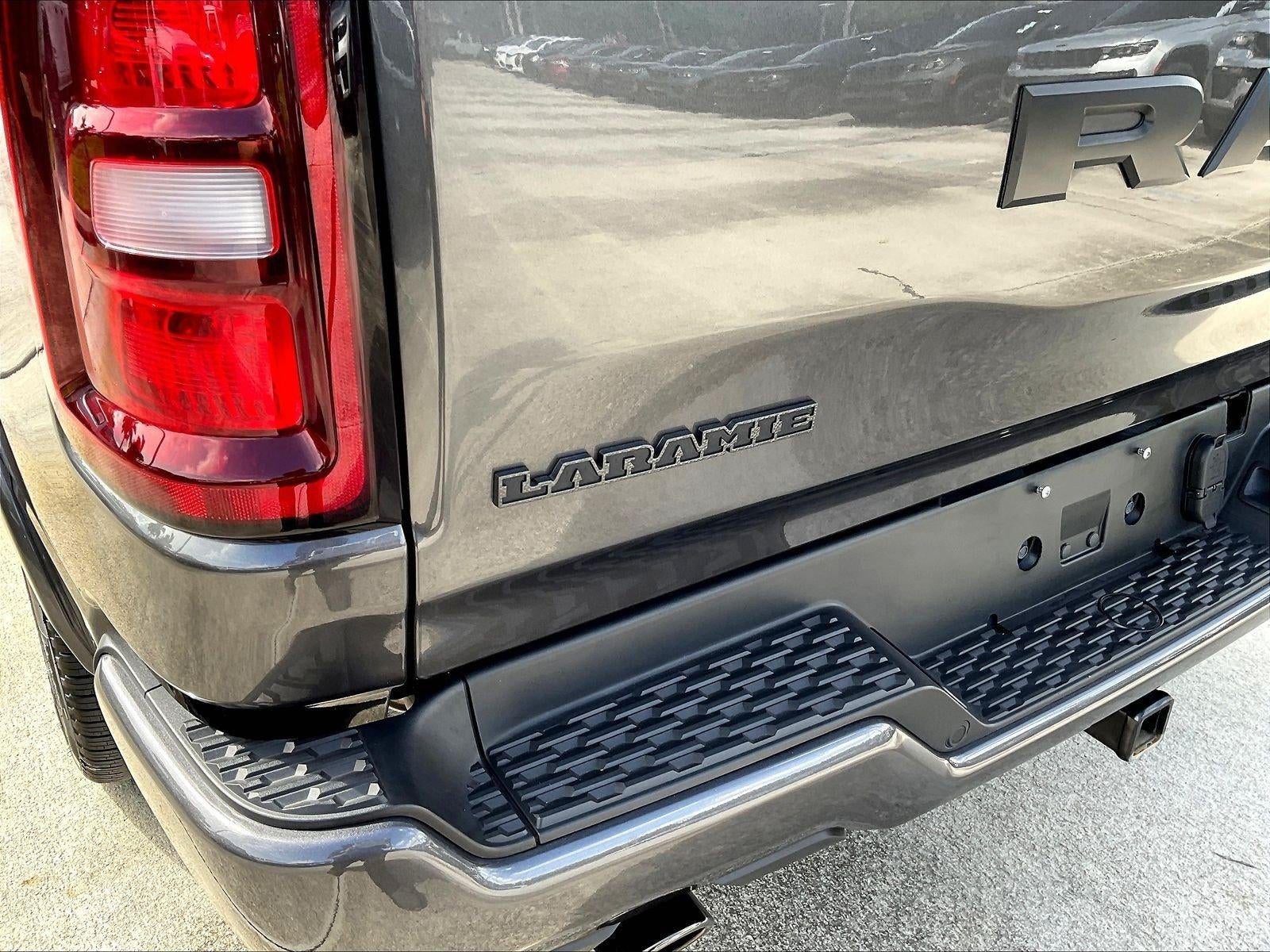 2025 RAM 1500 Laramie 4x4 Crew Cab 5'7" Box