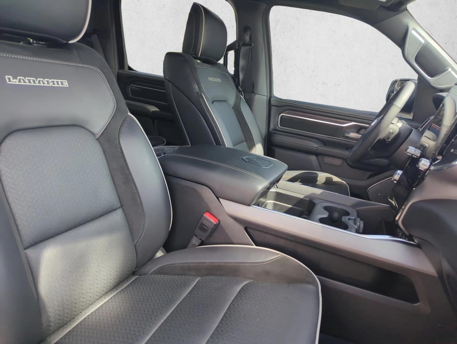 2025 RAM 1500 Laramie 4x4 Crew Cab 5'7" Box