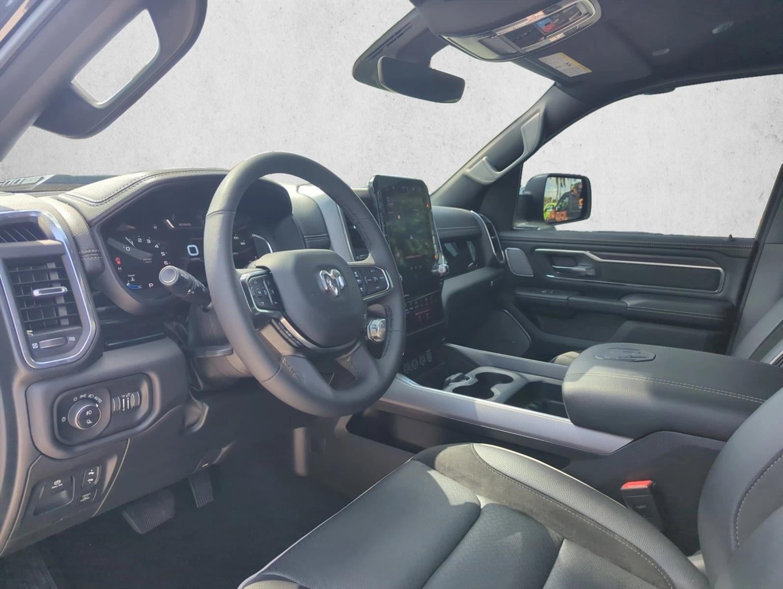 2025 RAM 1500 Laramie 4x4 Crew Cab 5'7" Box