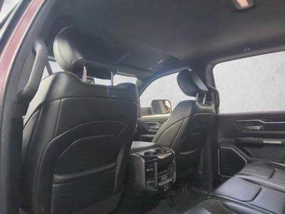 2019 RAM 1500 Laramie 4x4 Crew Cab 5'7" Box