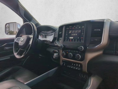 2019 RAM 1500 Laramie 4x4 Crew Cab 5'7" Box