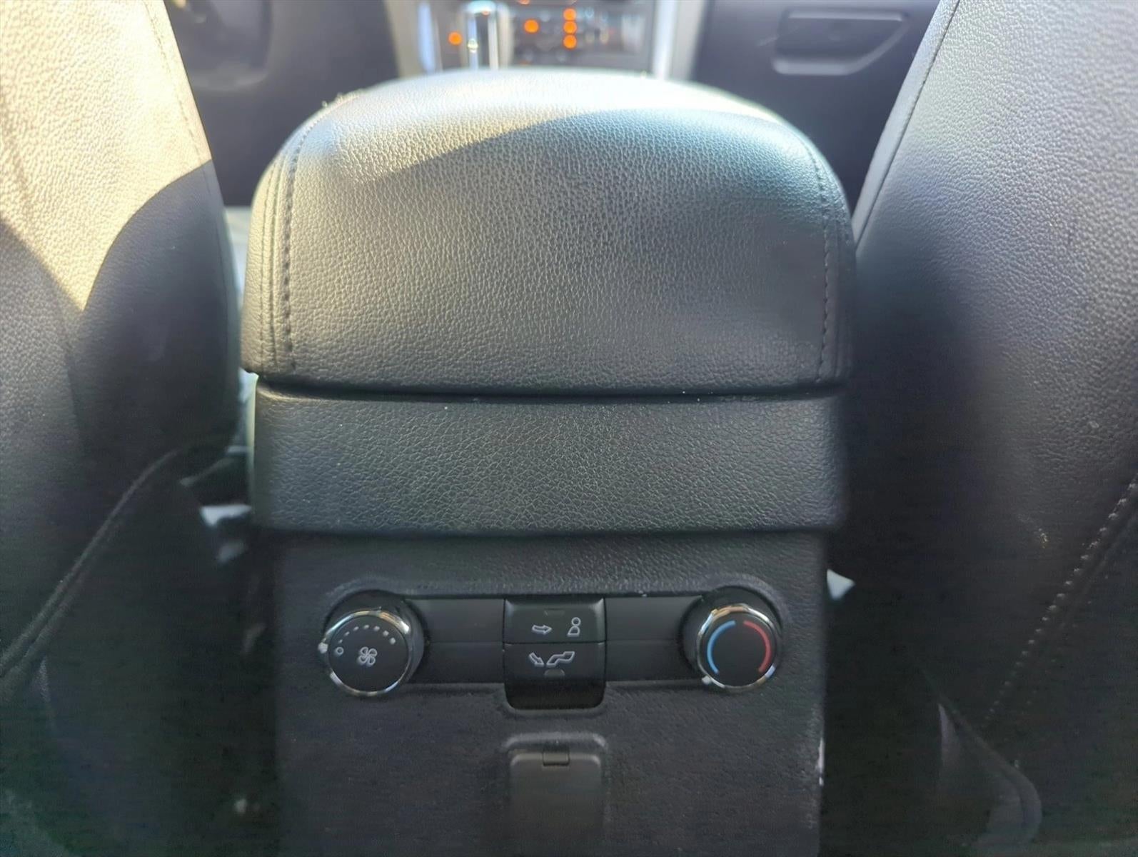 2016 Ford Explorer FWD 4dr XLT