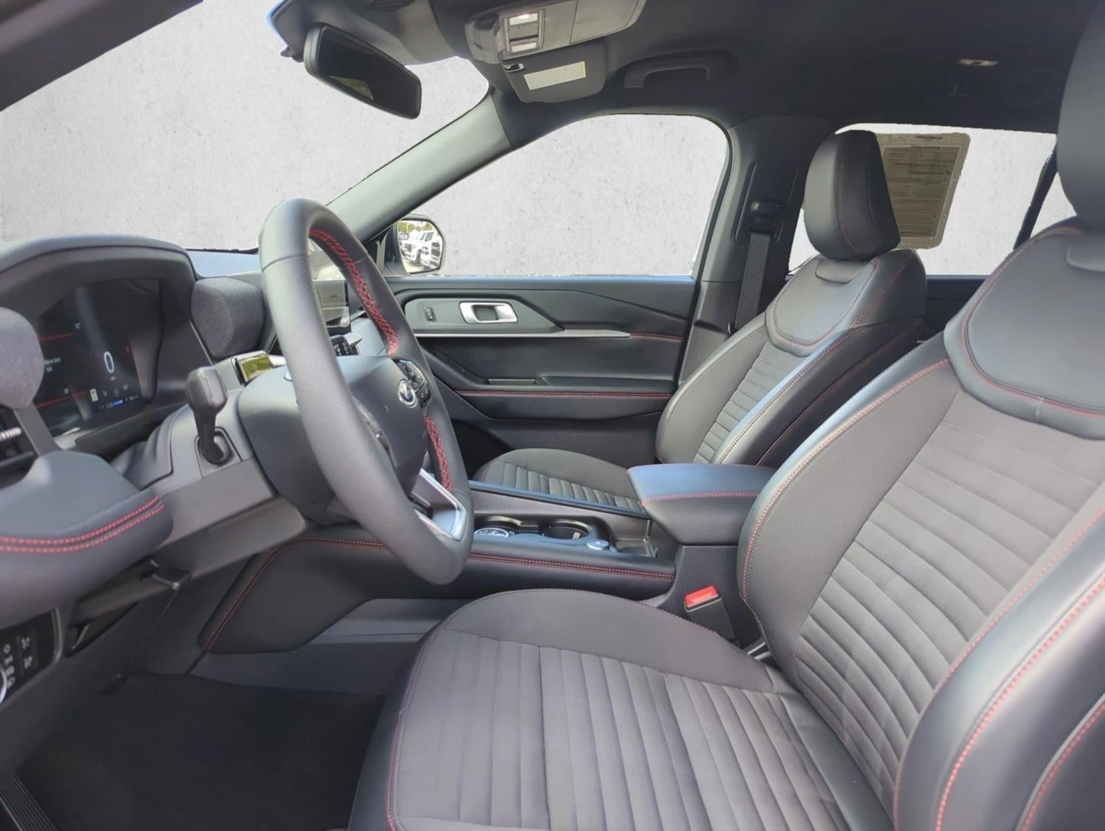 2025 Ford Explorer ST-Line RWD