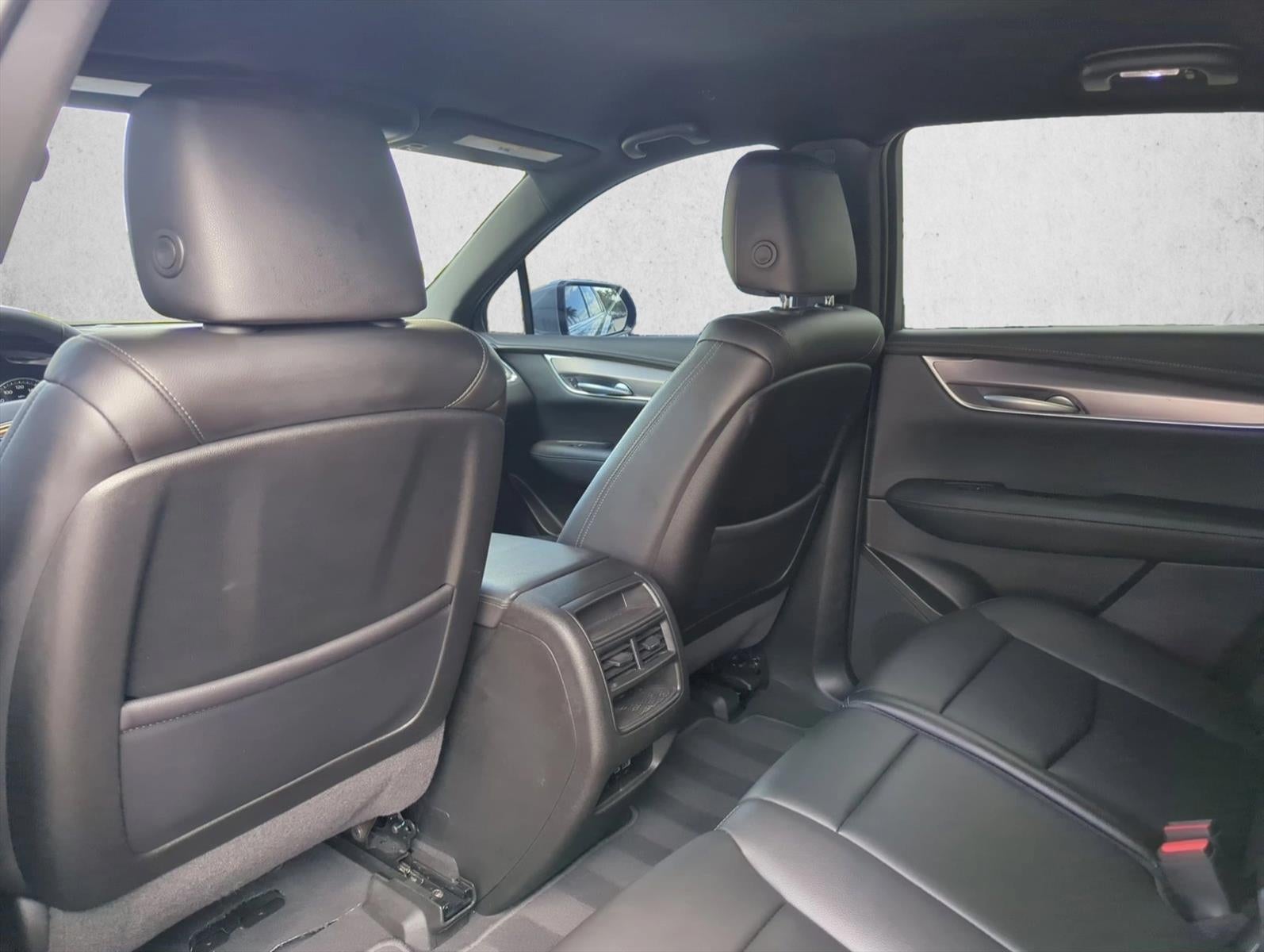 2025 Cadillac XT5 FWD 4dr Luxury