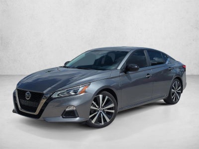 2022 Nissan Altima 2.5 SR Sedan