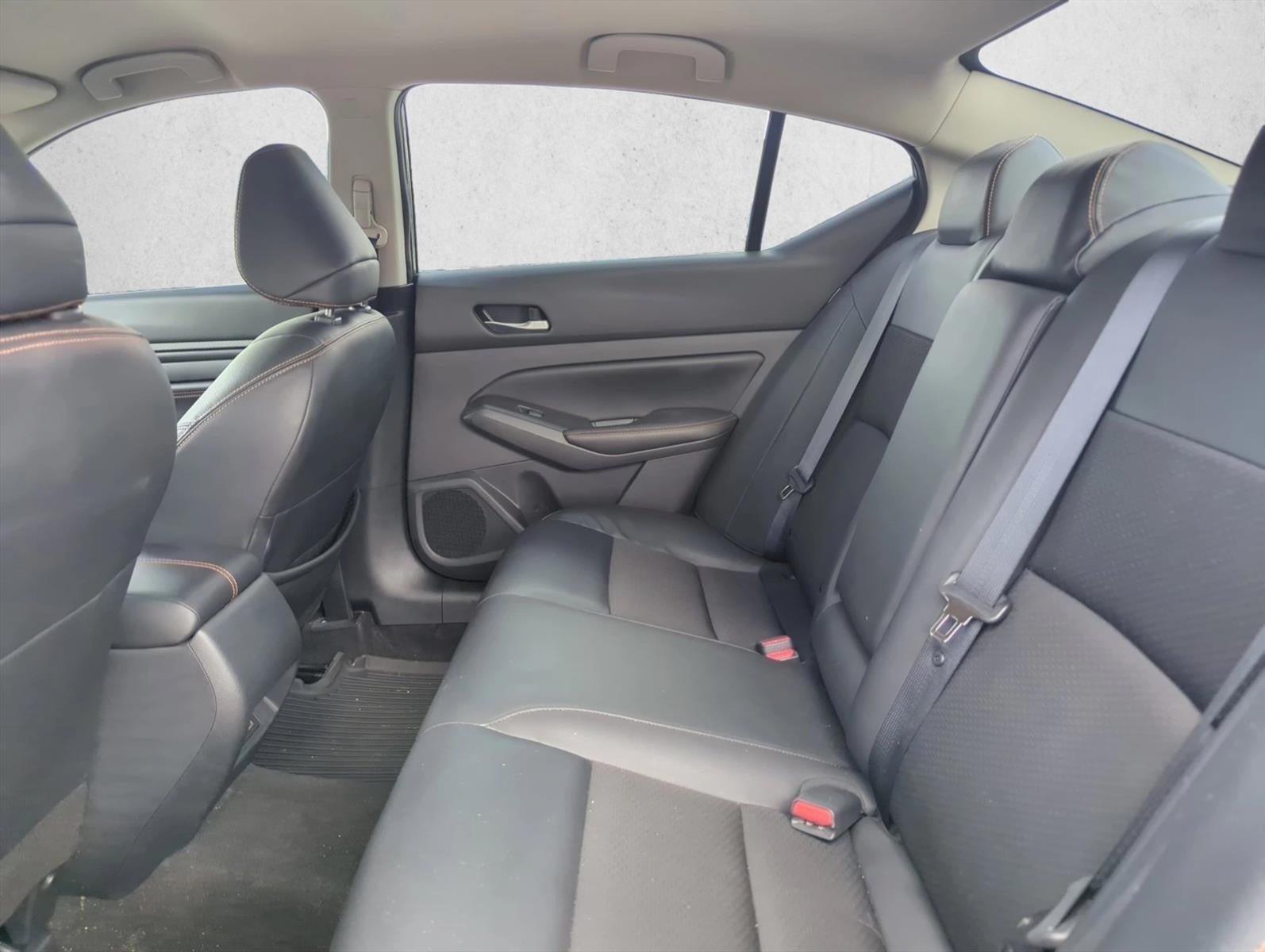 2022 Nissan Altima 2.5 SR Sedan