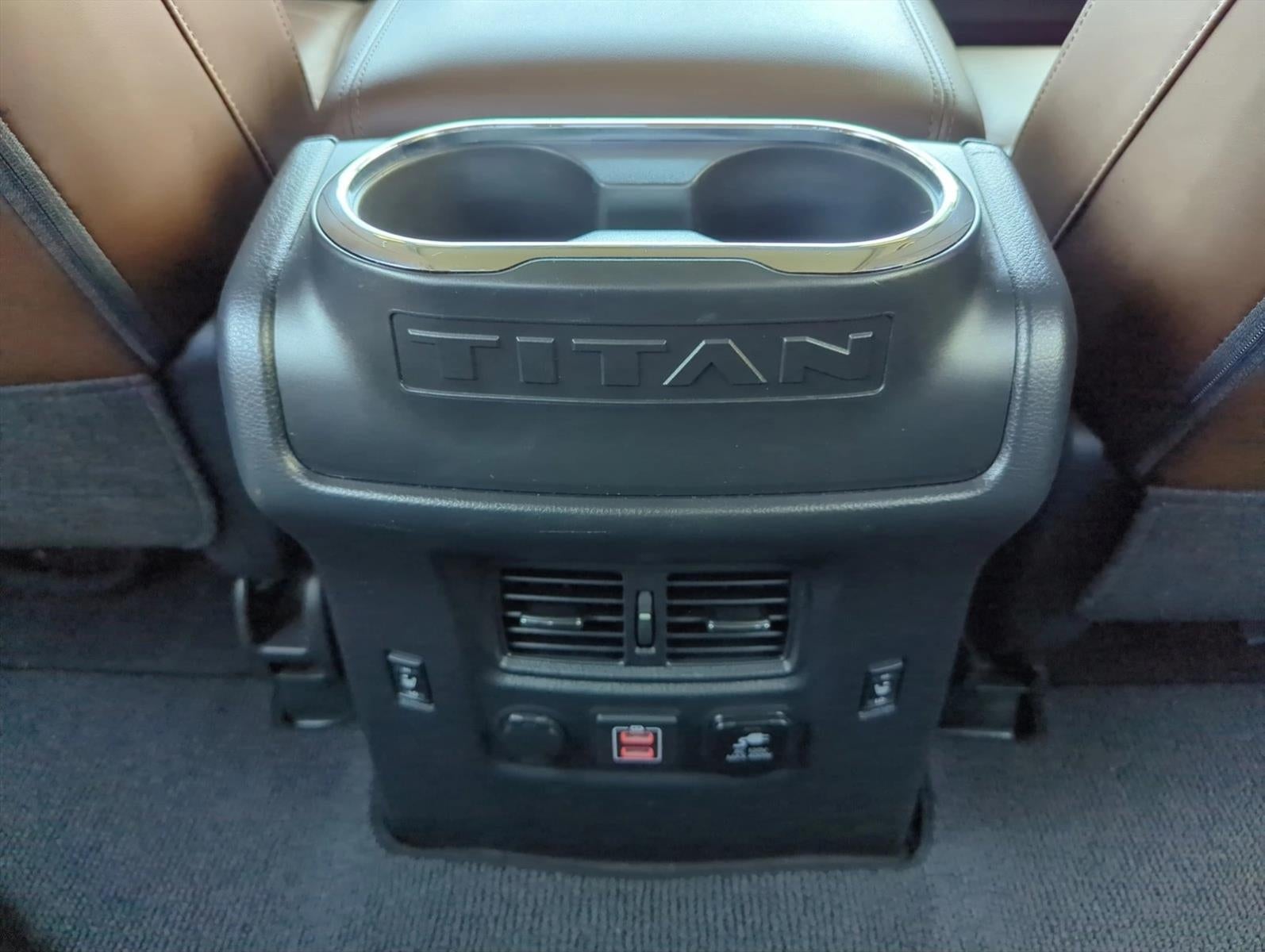 2023 Nissan Titan 4x4 Crew Cab Platinum Reserve