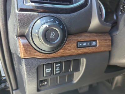 2023 Nissan Titan 4x4 Crew Cab Platinum Reserve