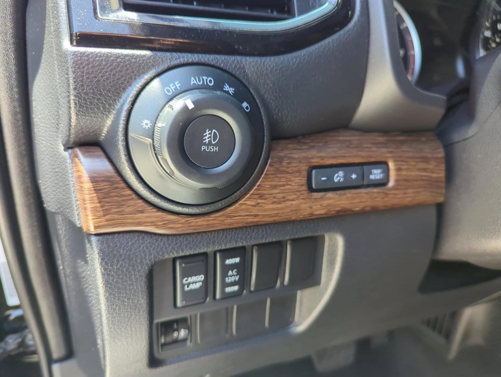 2023 Nissan Titan 4x4 Crew Cab Platinum Reserve