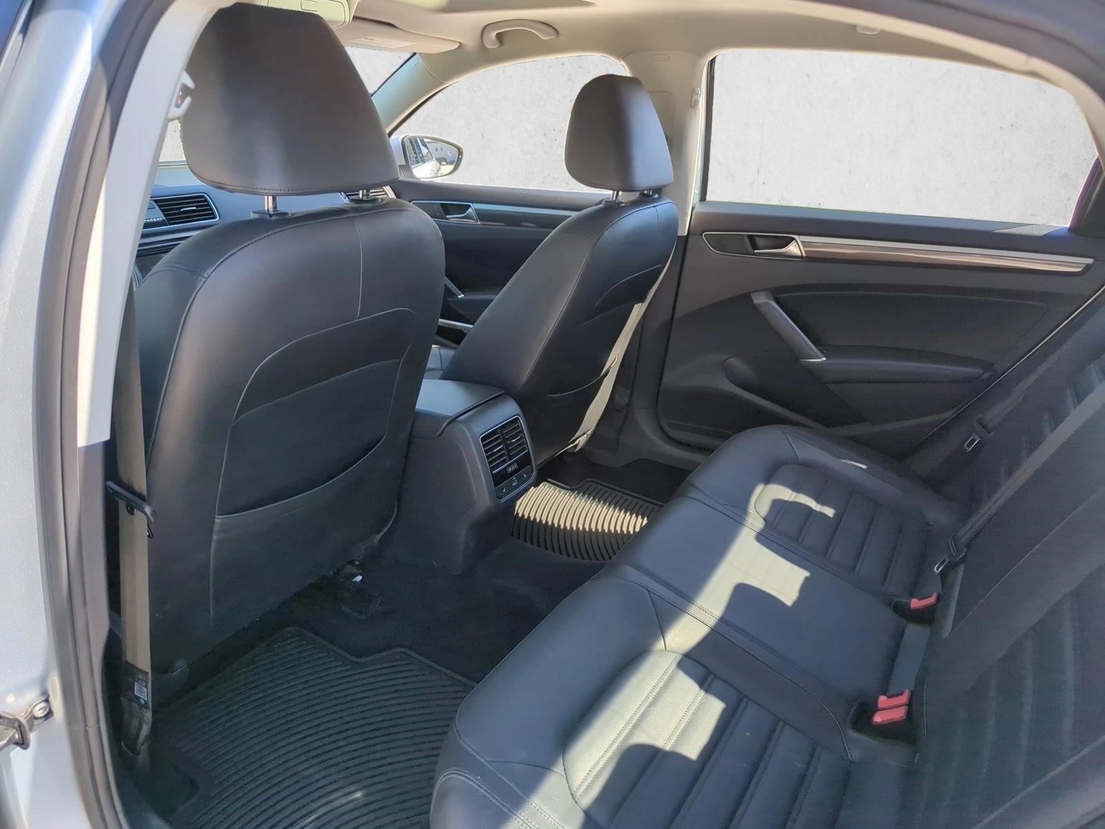 2018 Volkswagen Passat 2.0T SEL Premium Auto