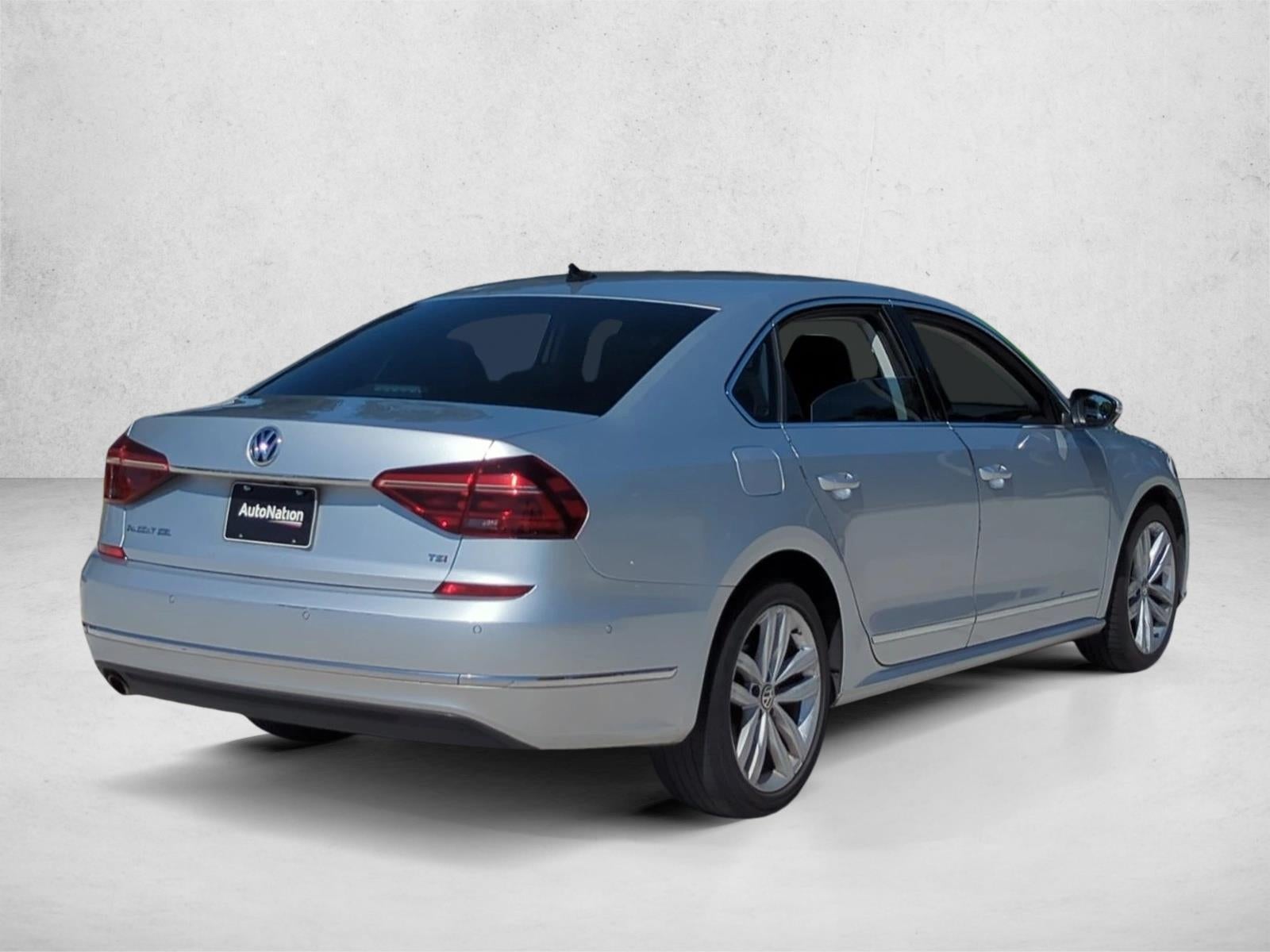 2018 Volkswagen Passat 2.0T SEL Premium Auto