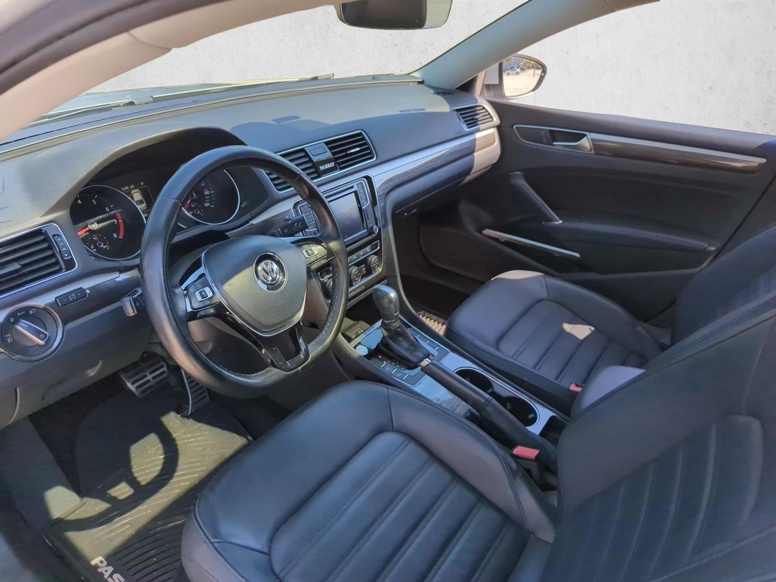 2018 Volkswagen Passat 2.0T SEL Premium Auto