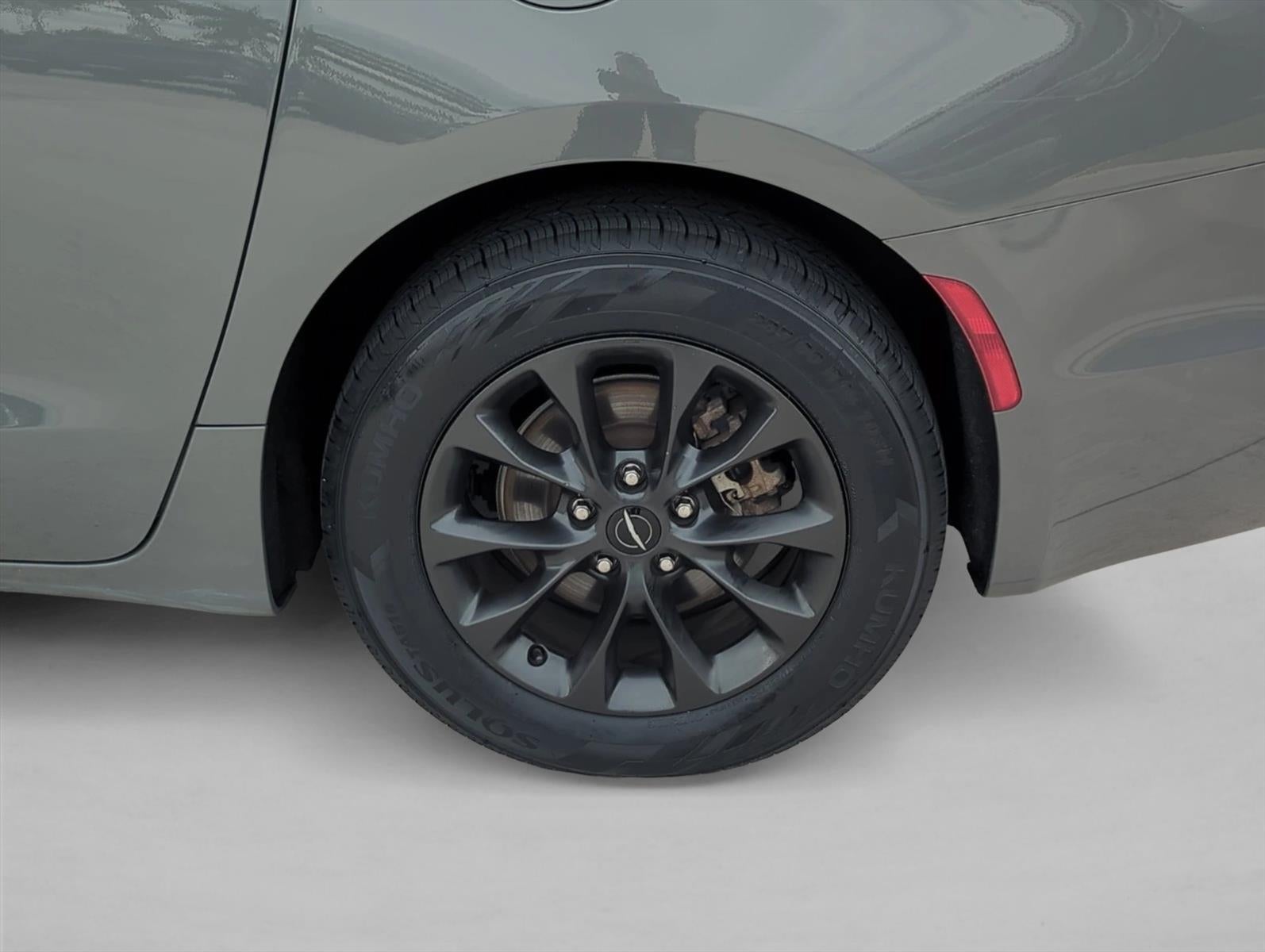 2021 Chrysler Pacifica Touring L FWD