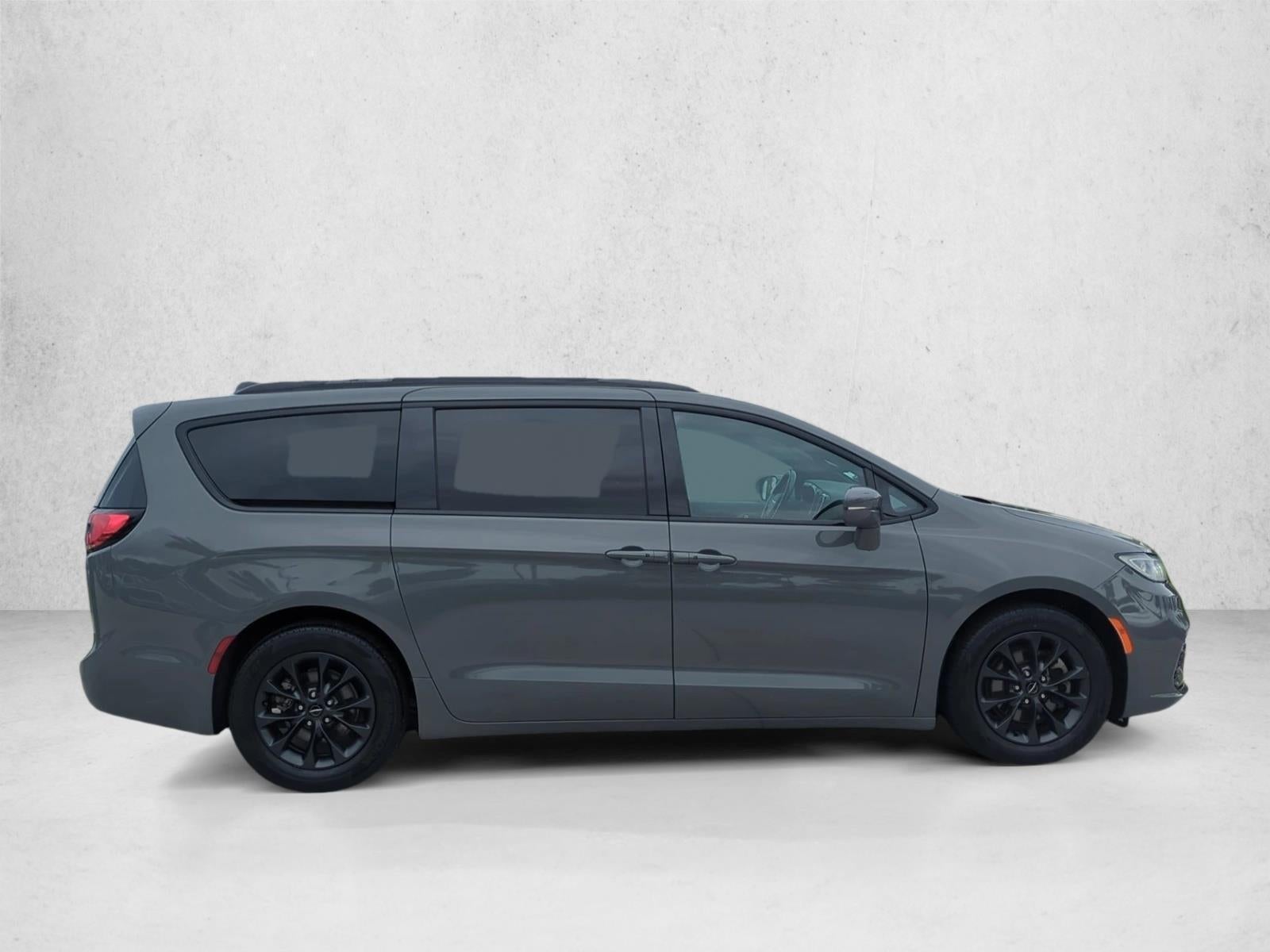 2021 Chrysler Pacifica Touring L FWD