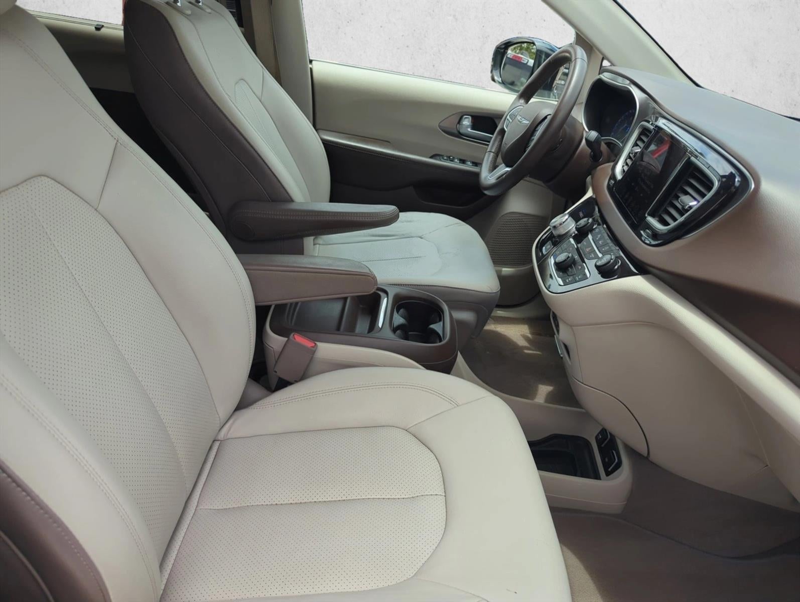 2018 Chrysler Pacifica Touring L FWD