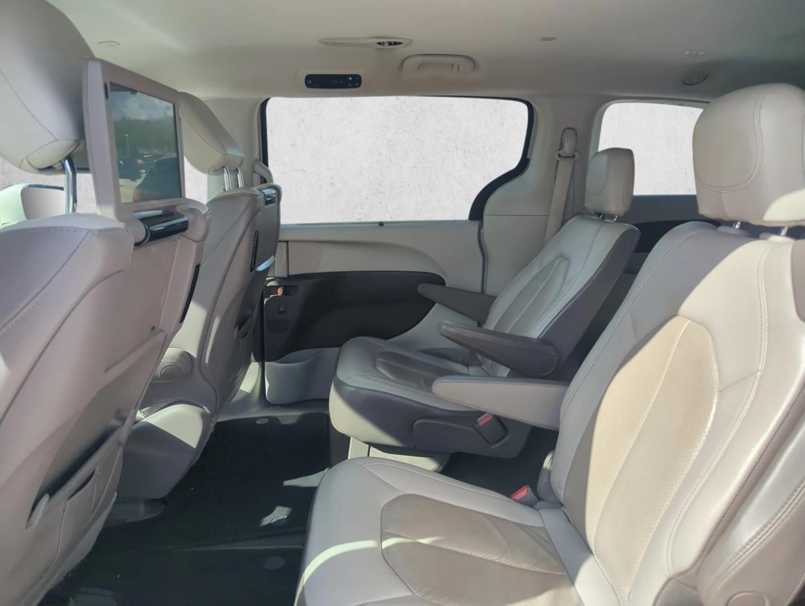 2019 Chrysler Pacifica Touring L Plus FWD