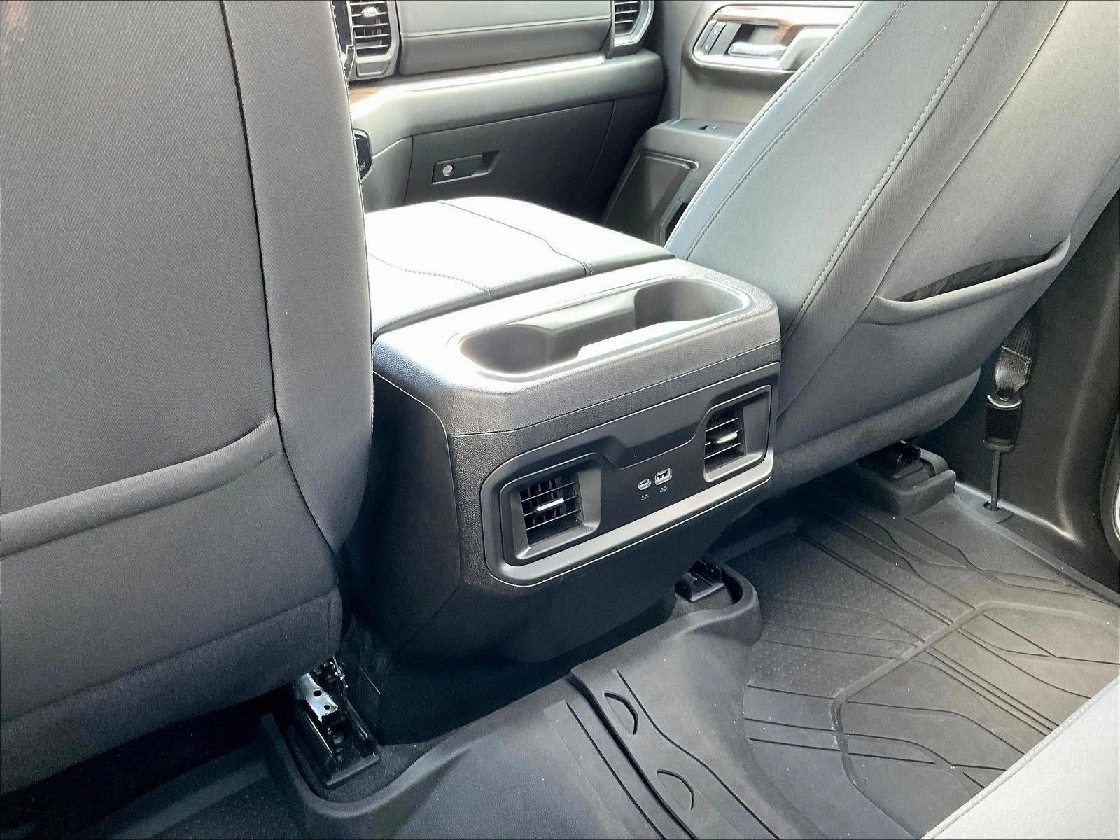 2025 Chevrolet Silverado 1500 Crew Cab Short Box 2-Wheel Drive RST
