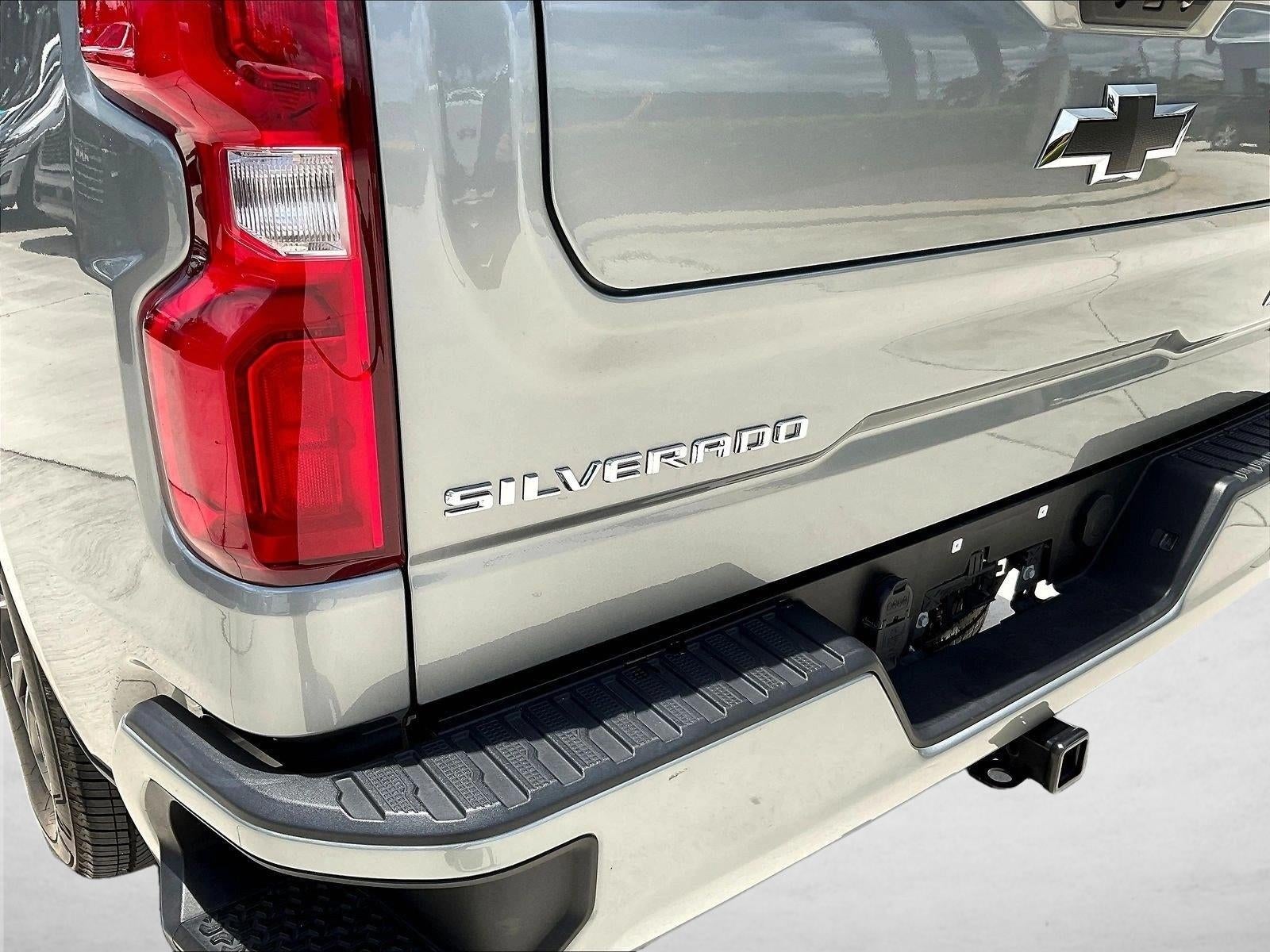 2025 Chevrolet Silverado 1500 Crew Cab Short Box 2-Wheel Drive RST