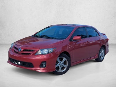 2013 Toyota Corolla 4dr Sdn Auto LE (Natl)