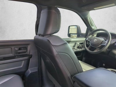 2025 RAM 2500 Tradesman 4x4 Crew Cab 8' Box