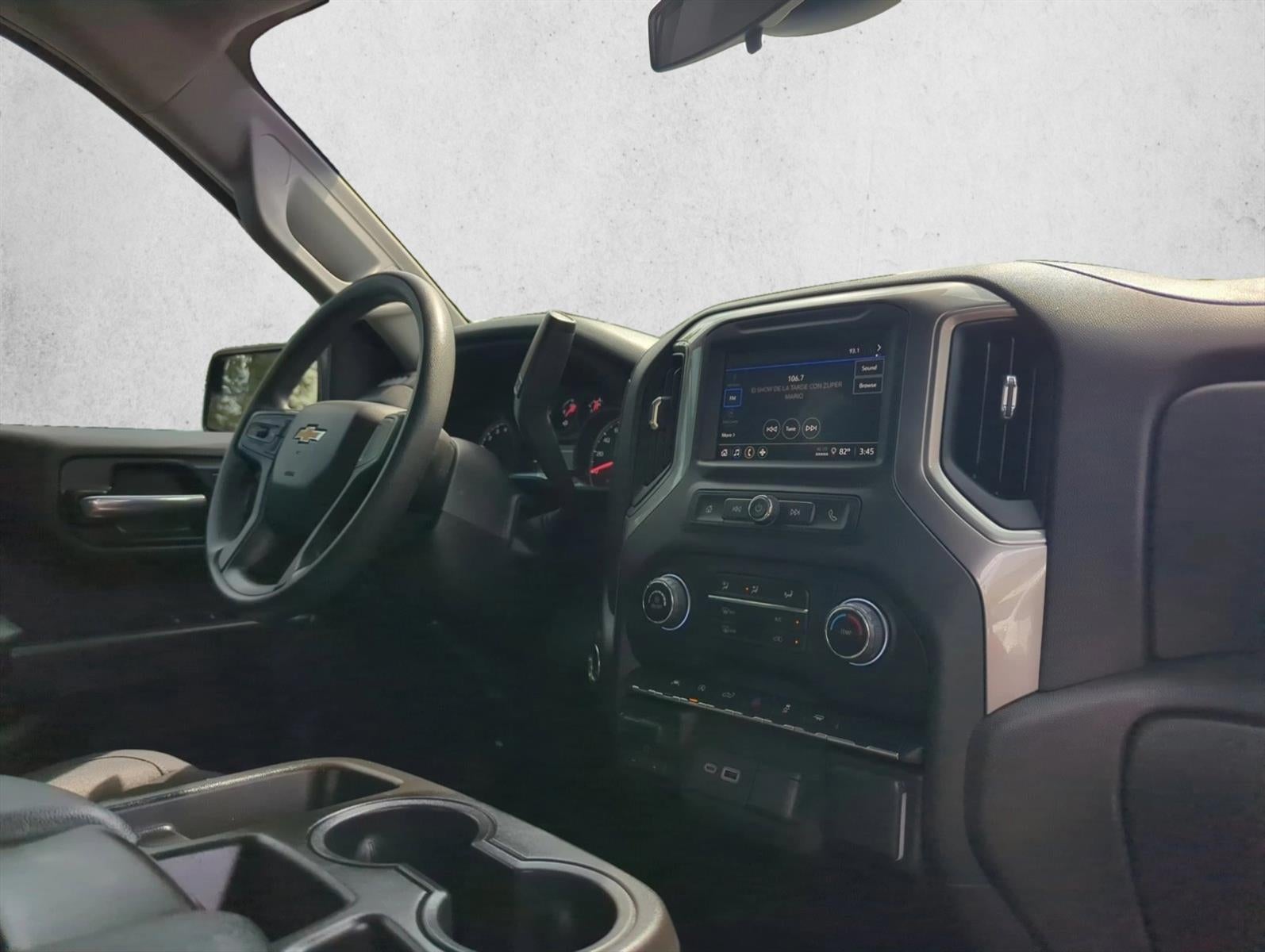 2024 Chevrolet Silverado 1500 Crew Cab Short Box 2-Wheel Drive Custom