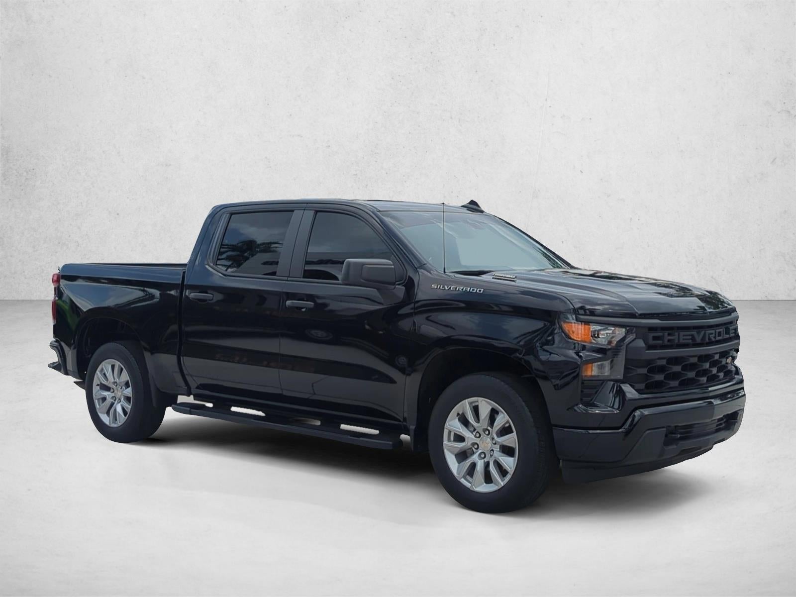 2024 Chevrolet Silverado 1500 Crew Cab Short Box 2-Wheel Drive Custom