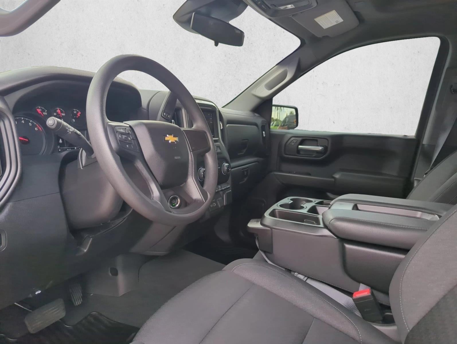 2024 Chevrolet Silverado 1500 Crew Cab Short Box 2-Wheel Drive Custom