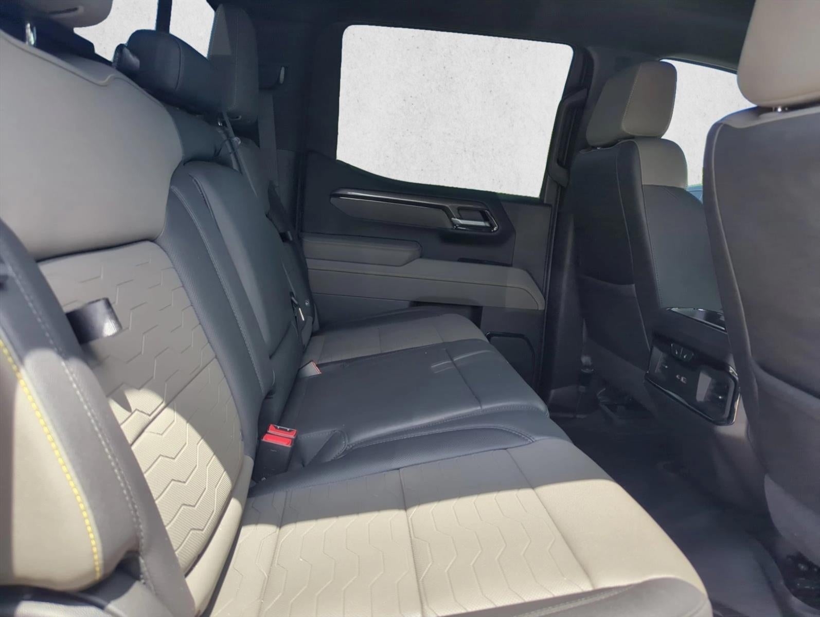 2025 Chevrolet Silverado 1500 Crew Cab Short Box 4-Wheel Drive ZR2