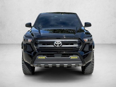 2026 Toyota Tacoma 2WD 2WD SR5 Double Cab 5' Bed AT (SE)
