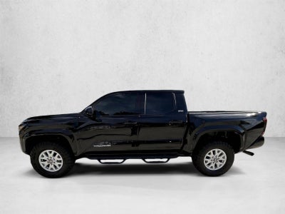 2026 Toyota Tacoma 2WD 2WD SR5 Double Cab 5' Bed AT (SE)