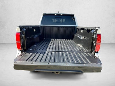 2024 Toyota Tacoma 2WD 2WD SR5 Double Cab 5' Bed AT (Natl)