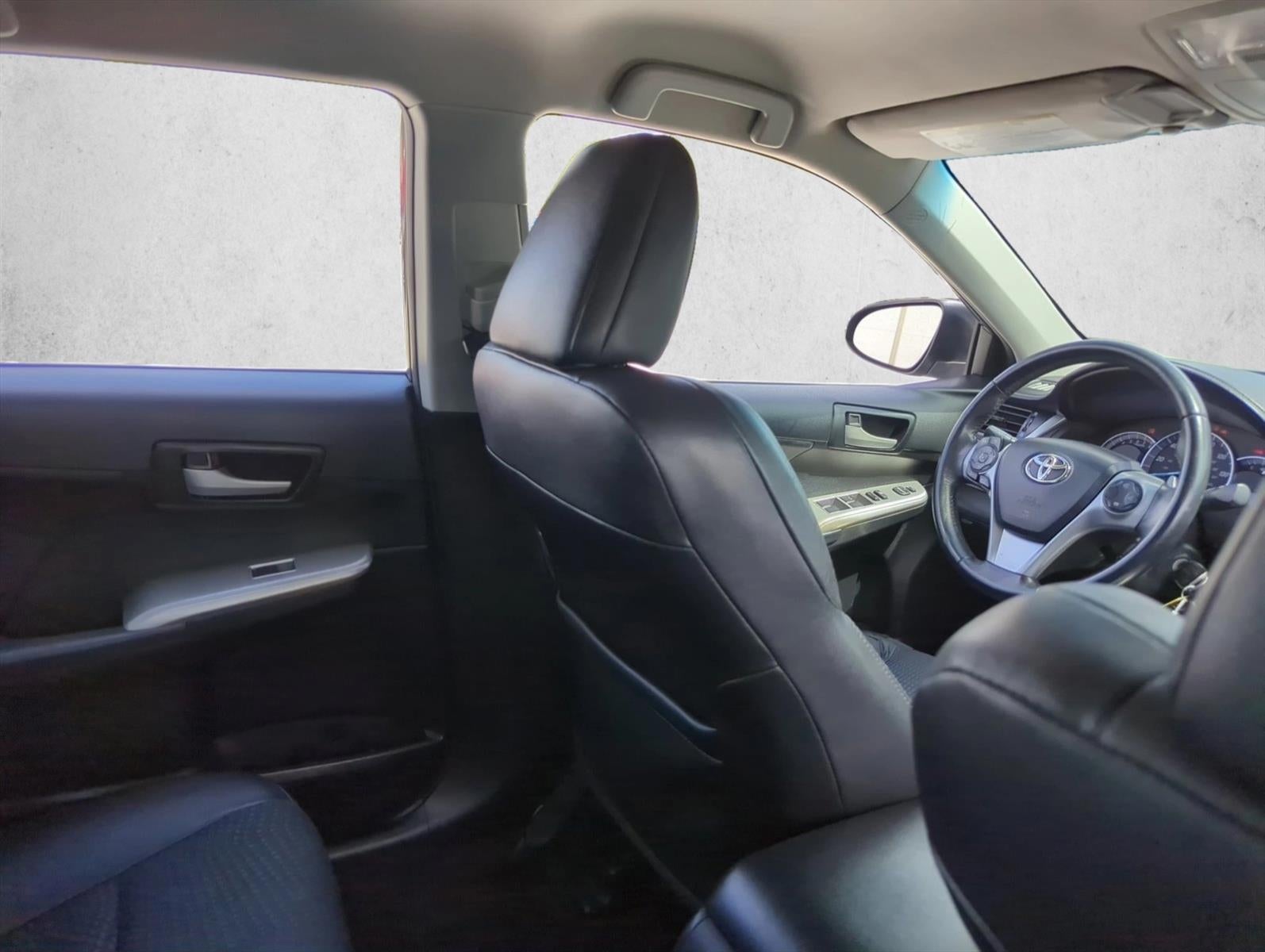 2012 Toyota Camry 4dr Sdn I4 Auto SE (Natl)