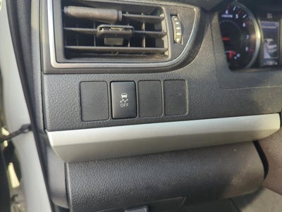 2017 Toyota Camry SE Auto (SE)