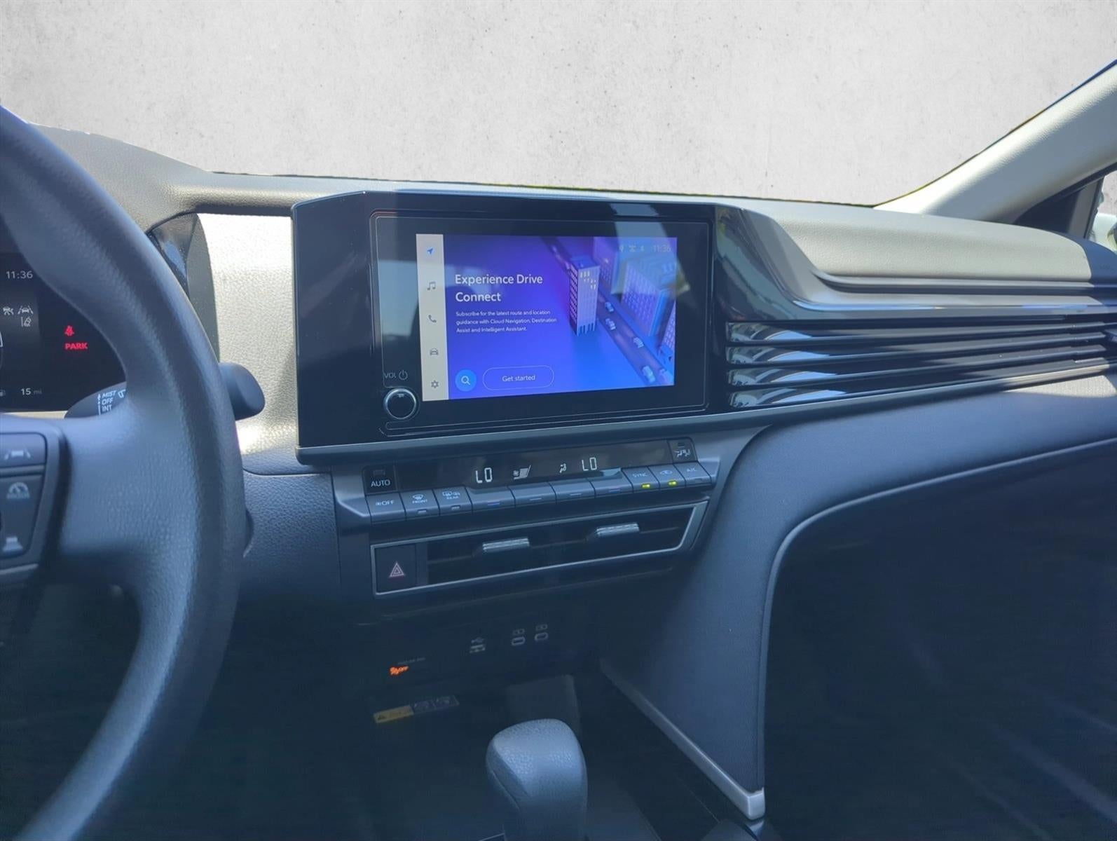 2025 Toyota Camry LE (SE)