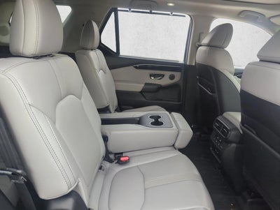 2025 Honda Pilot Touring 2WD