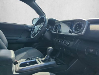 2017 Toyota Tacoma TRD Sport Double Cab 5' Bed V6 4x4 AT (Natl)