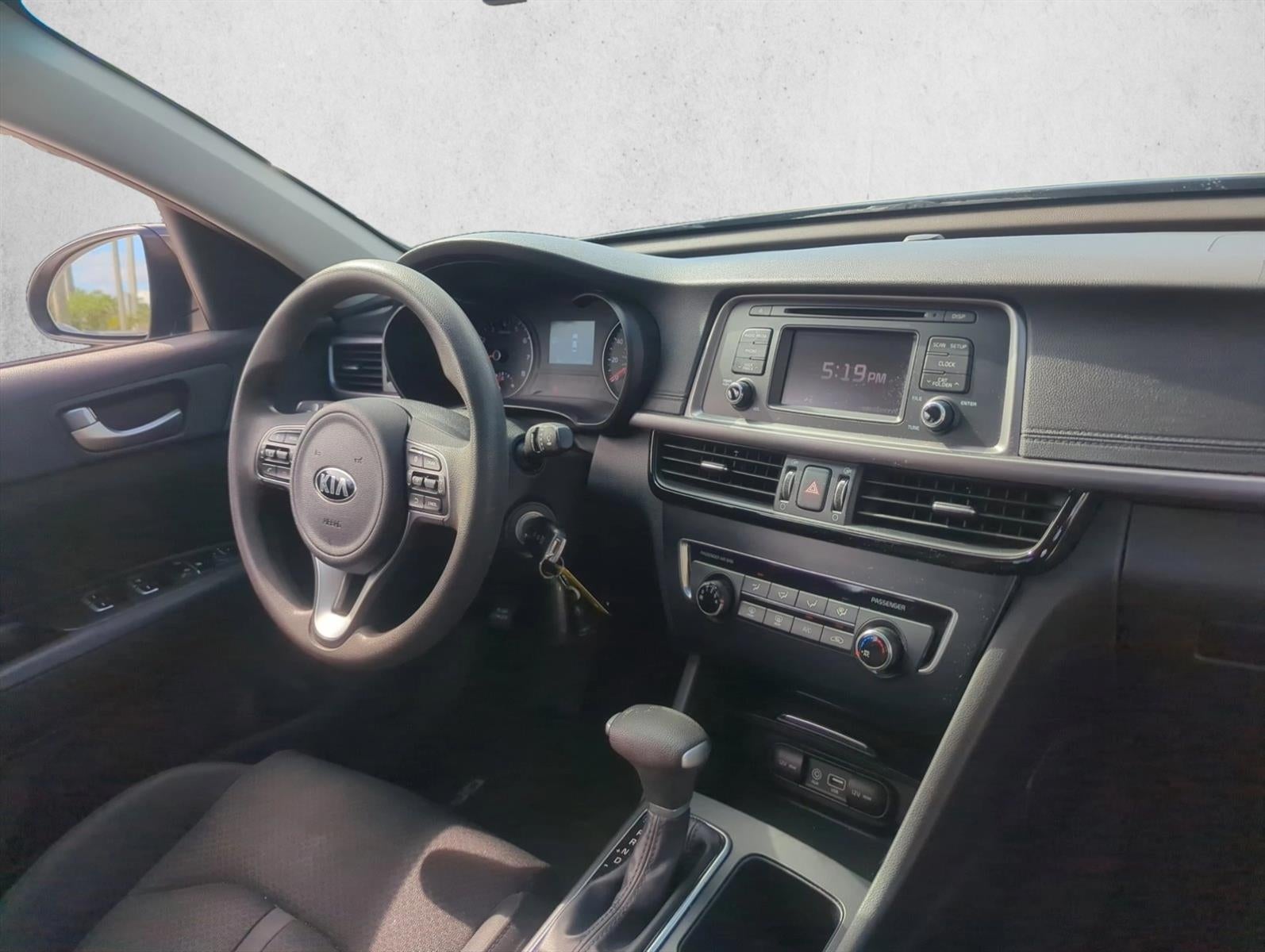 2017 Kia Optima LX Auto