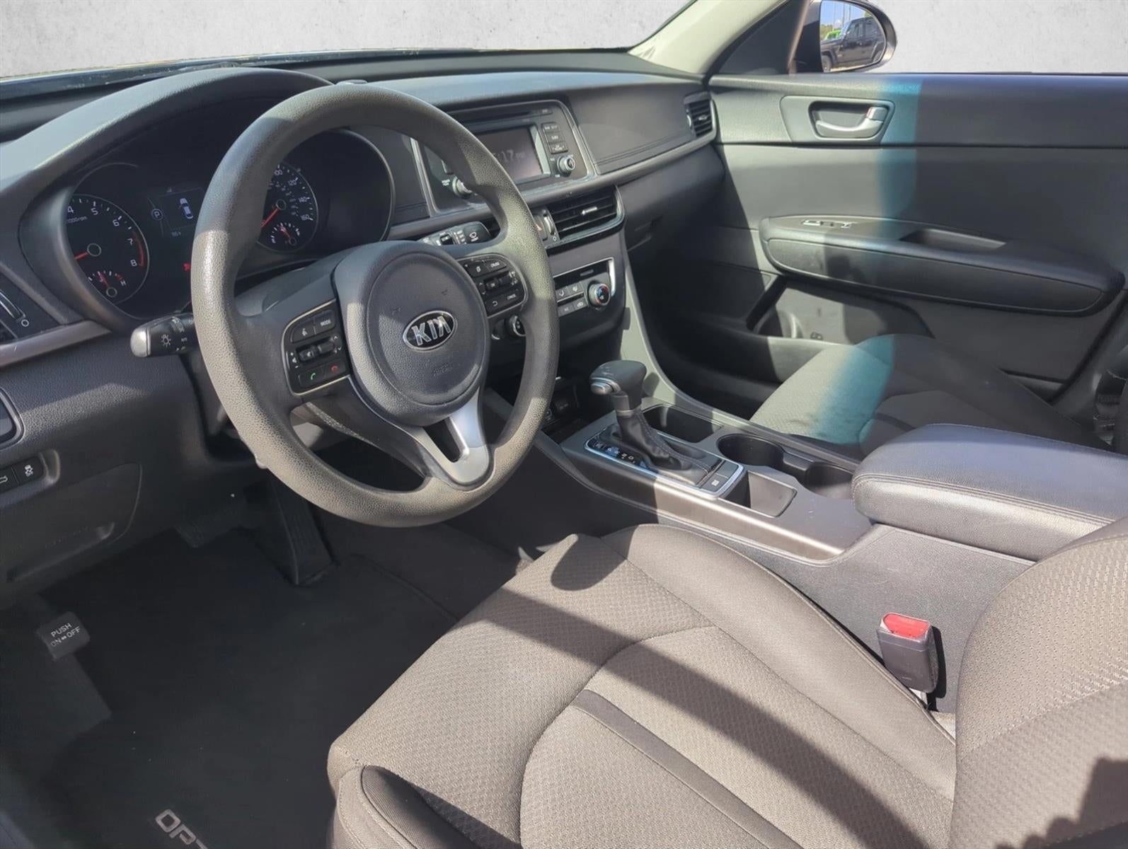 2017 Kia Optima LX Auto