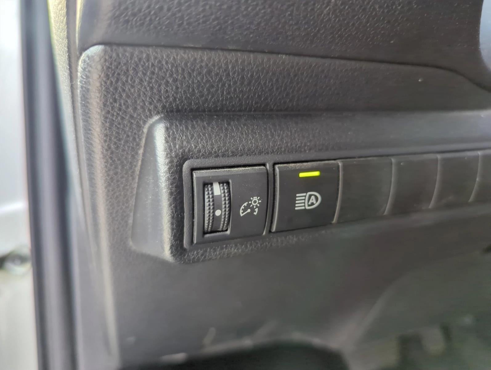 2025 Toyota Corolla LE CVT (Natl)