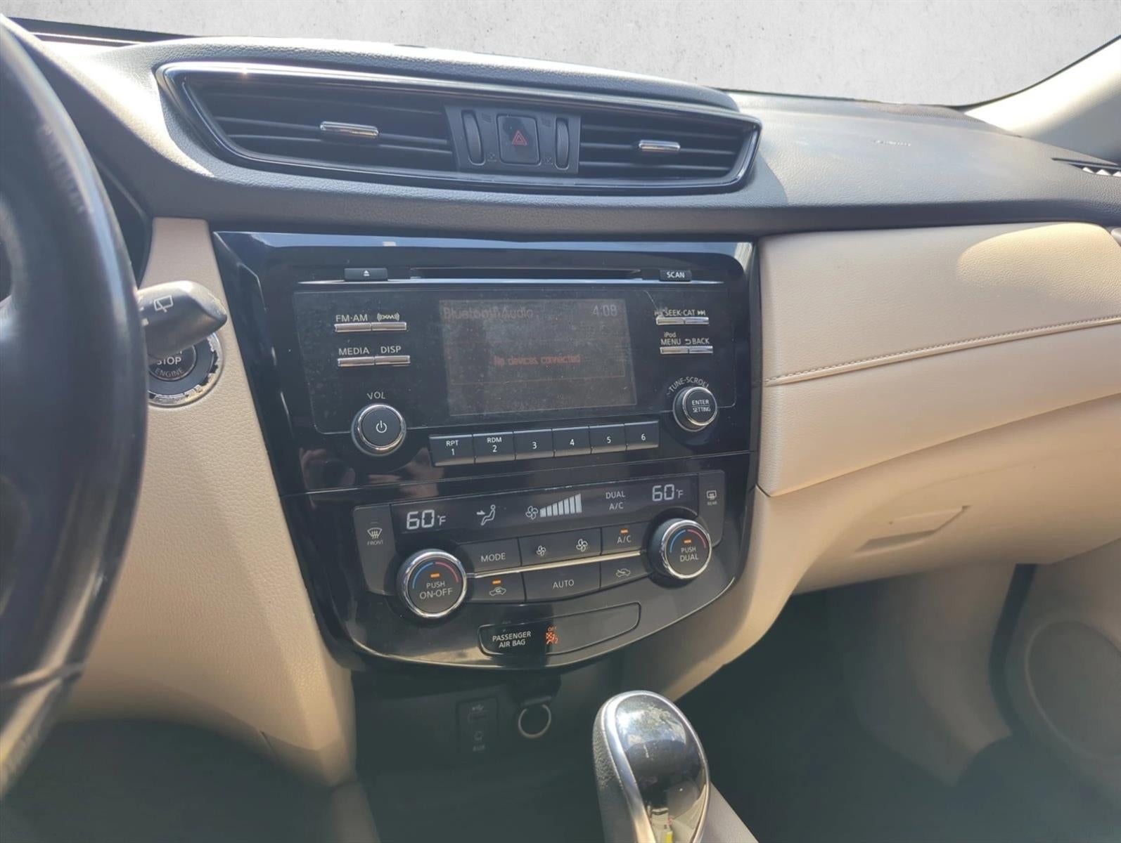 2017 Nissan Rogue FWD SV