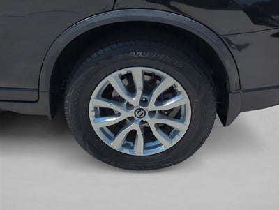 2017 Nissan Rogue FWD SV