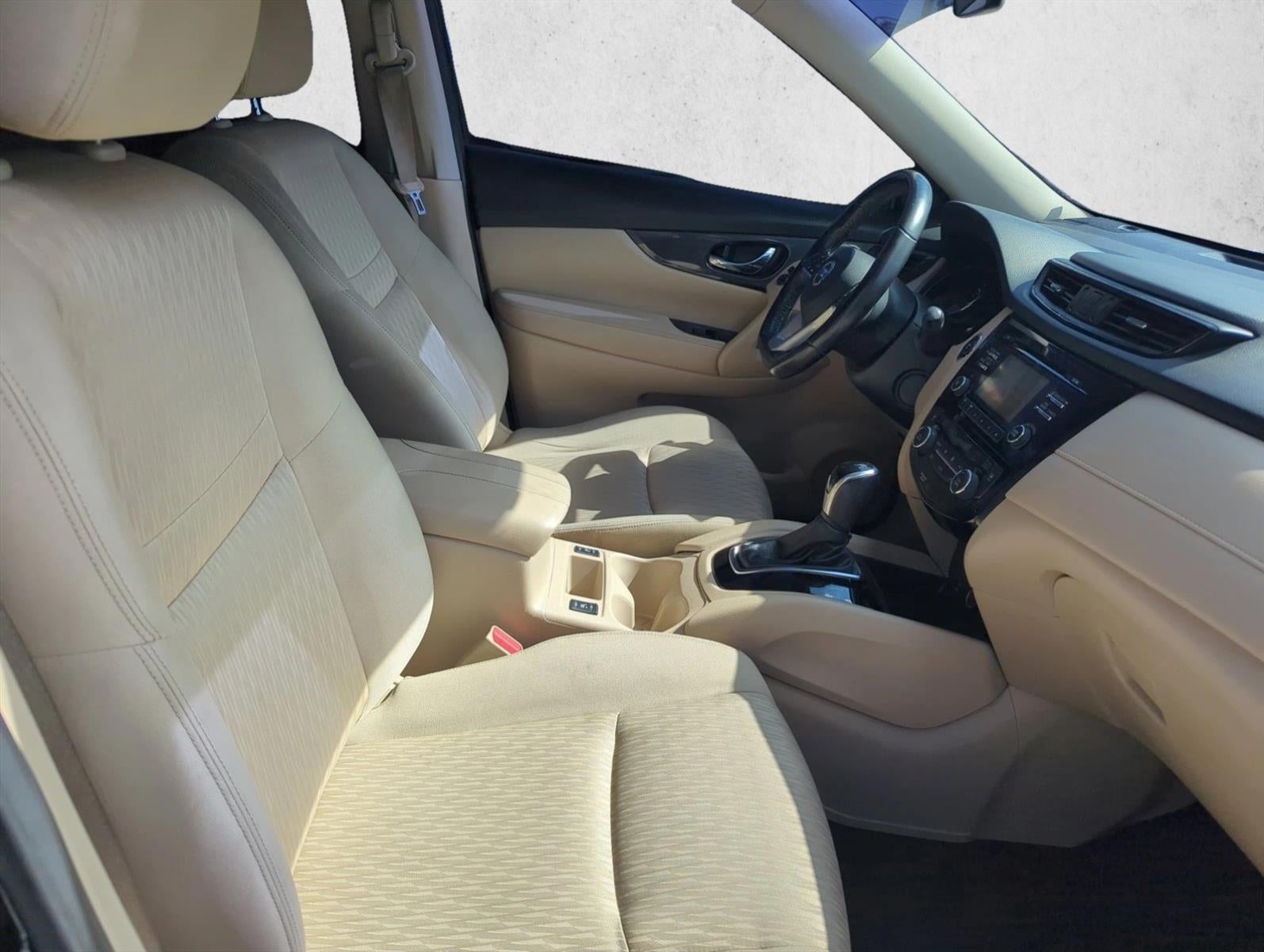 2017 Nissan Rogue FWD SV