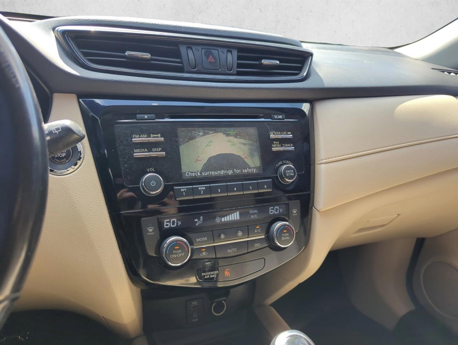 2017 Nissan Rogue FWD SV