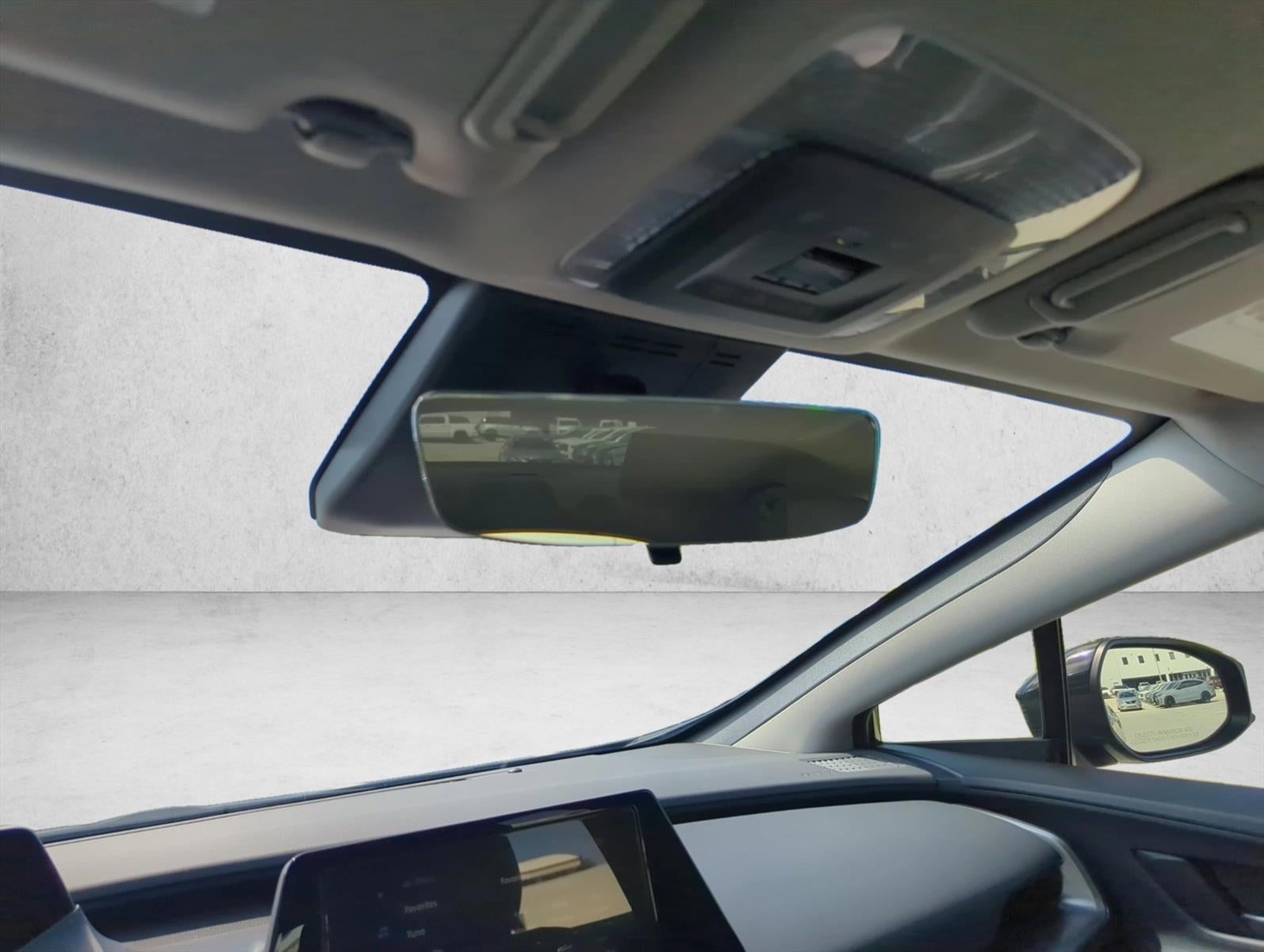 2024 Toyota Prius LE (Natl)