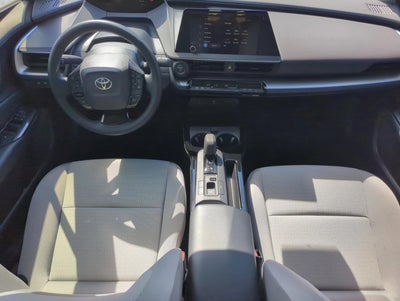 2024 Toyota Prius LE (Natl)