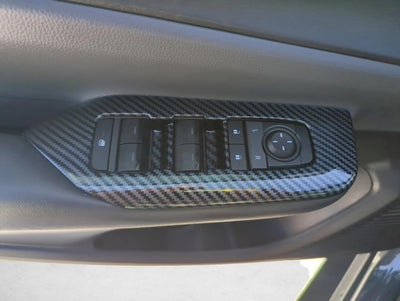 2024 Toyota Prius LE (Natl)